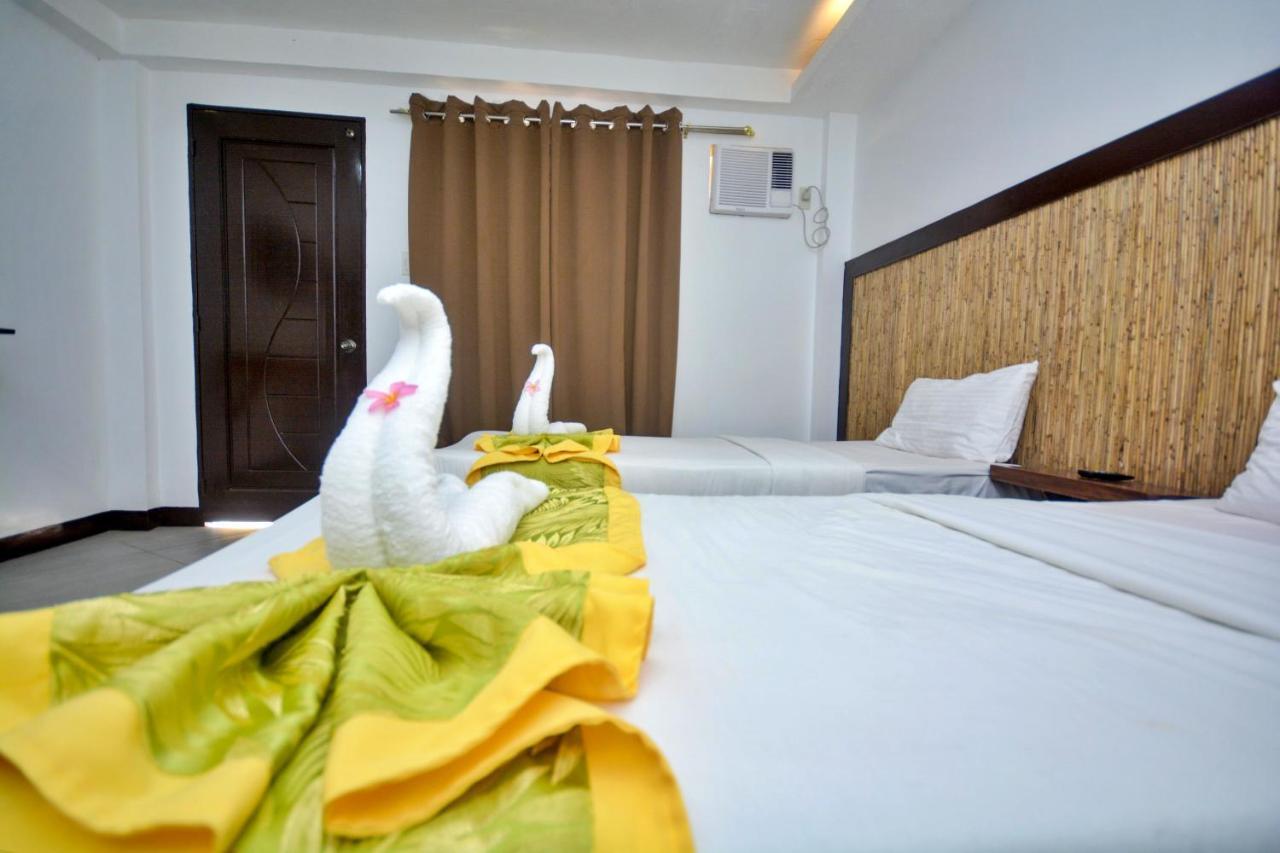 Bamboo Beach Resort & Restaurant Manoc-Manoc Ngoại thất bức ảnh