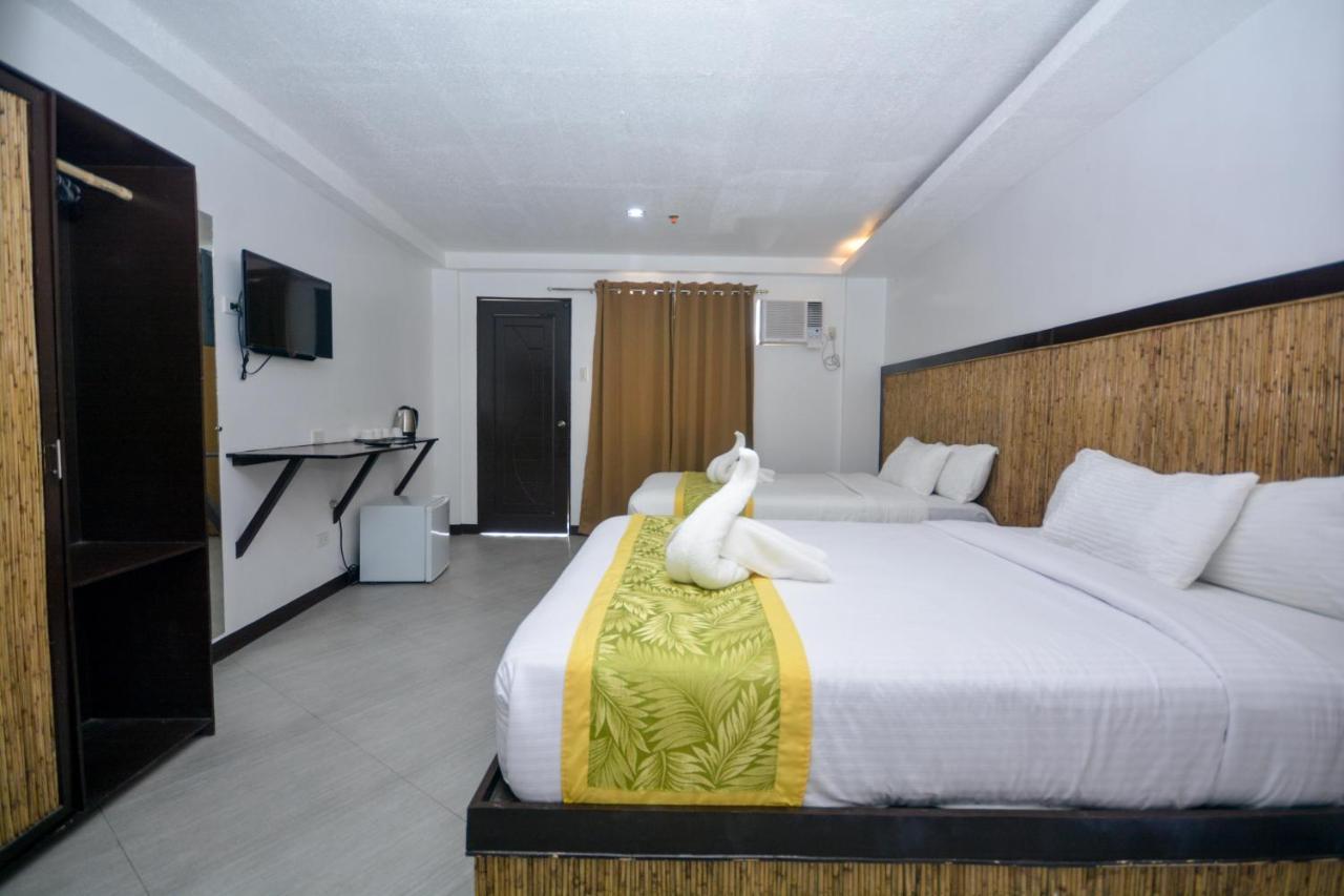Bamboo Beach Resort & Restaurant Manoc-Manoc Ngoại thất bức ảnh