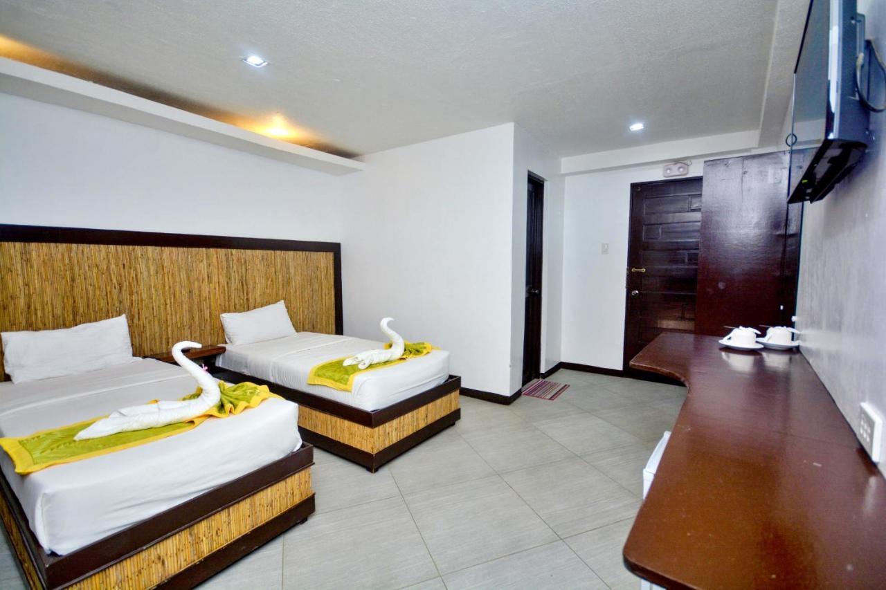 Bamboo Beach Resort & Restaurant Manoc-Manoc Ngoại thất bức ảnh