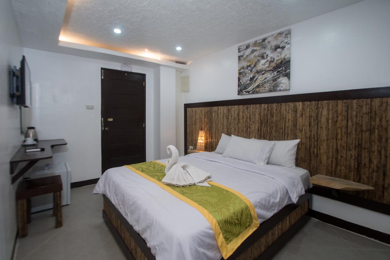 Bamboo Beach Resort & Restaurant Manoc-Manoc Ngoại thất bức ảnh